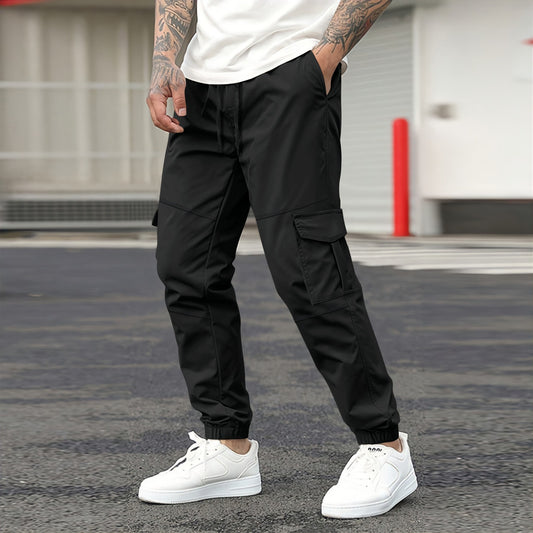 Pantalón Hombre BLACK CARGO – Funcionalidad y Estilo Urbano